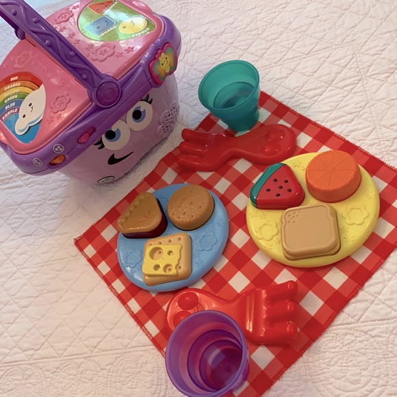 LeapFrog Shapes and Sharing Picnic Basket